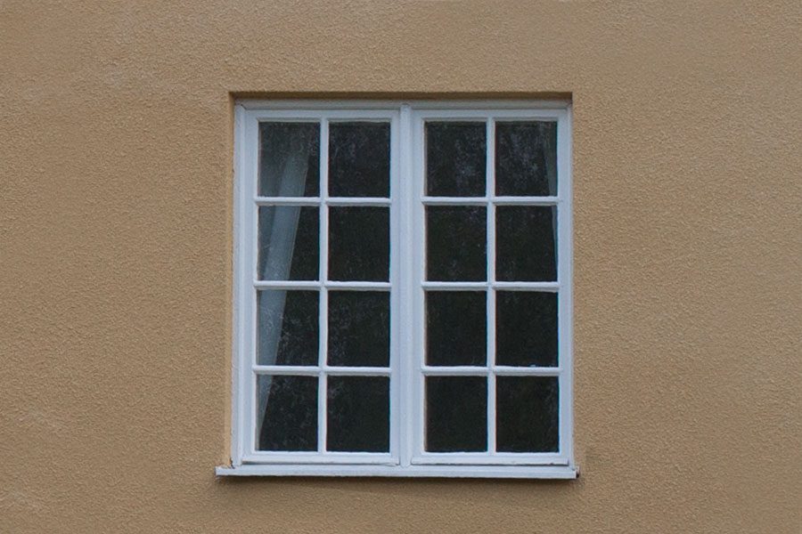 Tätat fönster
